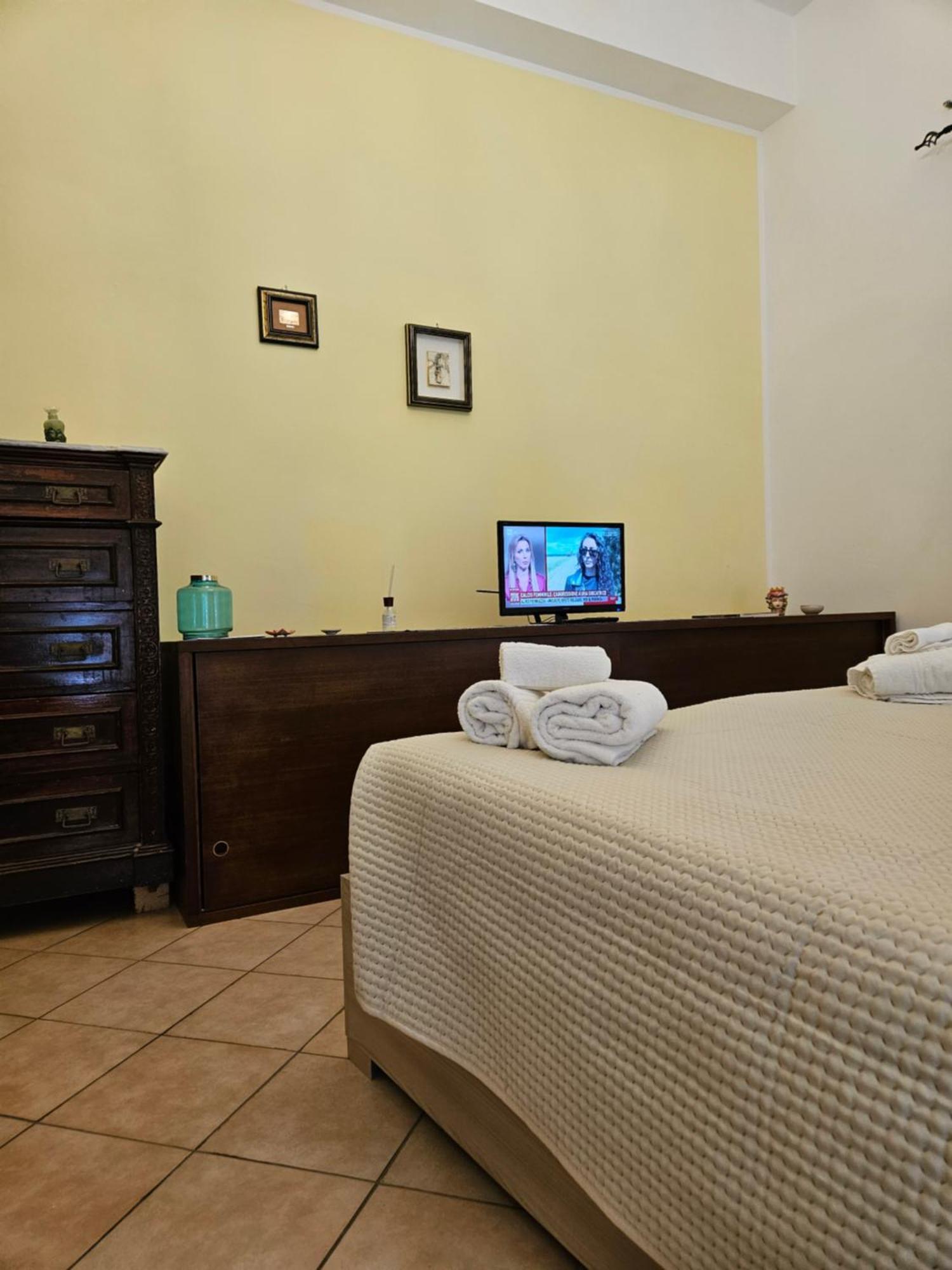 Casa Nicole - Letojanni Taormina Apartman Kültér fotó